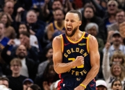 开云,开云电子-库里重返赛场，持续失利首场状态出色，美国队观众沸腾！